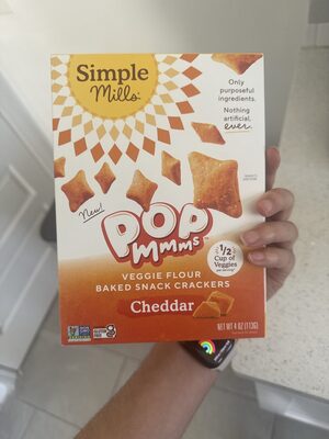 Cheddar Veggie Flour Baked Snack Crackers, Cheddar