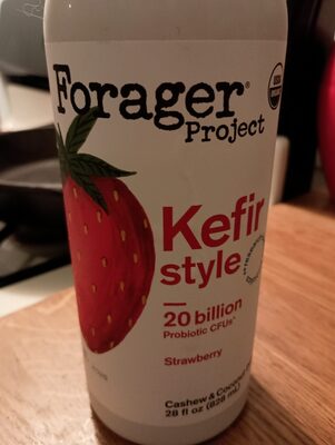Strawberry Organic Dairy-Free Probiotic Cashewmilk Yogurt Drinkable Plant-Based Yogurt Alternative, Strawberry