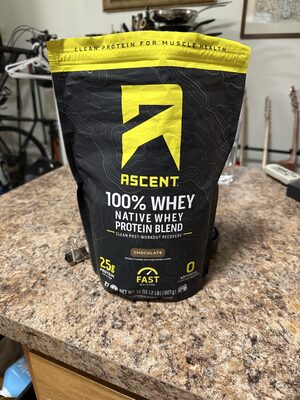 Chocolate Flavored Whey Protein Powder Blend, Chocolate