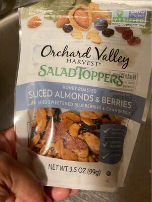 Honey Roasted Sliced Almonds & Berries With Dried Sweetened Blueberries & Cranberries Salad Toppers, Honey Roasted Sliced Almonds & Berries