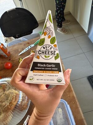 Black Garlic Organic & Dairy-Free Fermented Cashew Product, Black Garlic