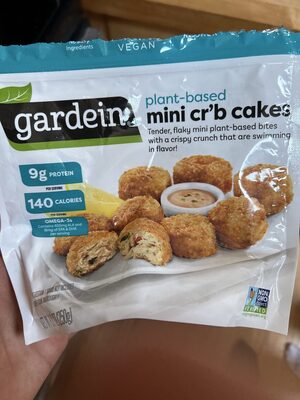 Plant-Based Mini Cr'B Cakes