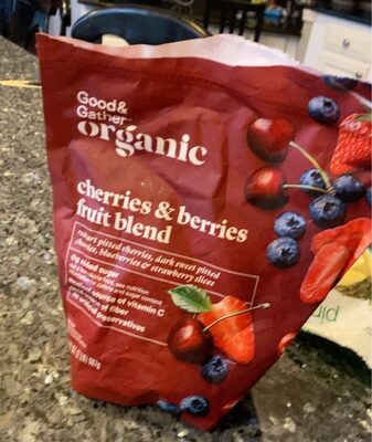 Cherries & Berries Blueberries, Dark Sweet Pitted Cherries, Red Tart Pitted Cherries & Strawberry Slices Fruit Blend, Cherries & Berries