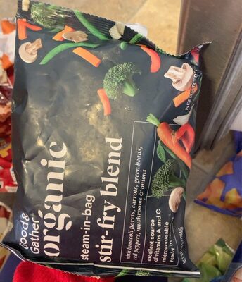 Stir-Fry Steam-In-Bag Blend With Broccoli Florets, Carrots, Green Beans, Red Peppers, Mushrooms & Onions, Stir-Fry