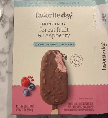 Forest Fruits Sauce And Chocolate Flavored Forest Fruits Frozen Dessert With Coating With Raspberry Pieces, Forest Fruits Sauce And Chocolate