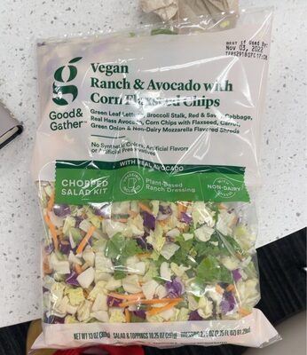 Vegan Ranch & Avocado With Corn Flaxseed Chips Green Leaf Lettuce, Broccoli Stalk, Red & Savoy Cabbage, Real Hass Avocado, Corn Chips With Flaxseed, Carrot, Green Onion & Non-Dairy Mozzarella Flavored Shreds Chopped Salad Kit With Plant-Based Ranch Dressi