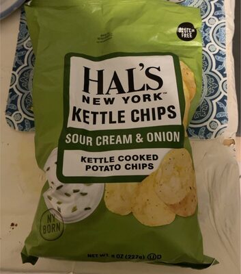Sour Cream & Onion Kettle Cooked Potato Chips, Sour Cream & Onion
