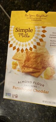 Farmhouse Cheddar Almond Flour Crackers, Cheddar