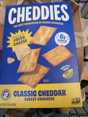 Cheddar Cheese Light & Crispy Baked Crackers, Cheddar Cheese