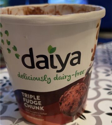 Triple Fudge Chunk With Decadent Fudge Swirls & Chunks Non-Dairy Frozen Dessert, Triple Fudge Chunk