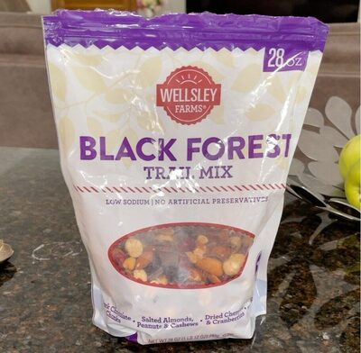 Black Forest Dark Chocolate Chunks, Salted Almonds, Peanuts & Cashews, Dried Cherries & Cranberries, Raw Hazelnuts Trail Mix, Black Forest