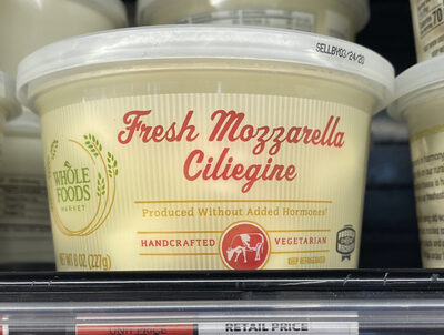 Fresh Mozzarella Ciliegine, Mozzarella