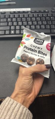 Peanut Butter & Jelly Chewy Protein Bites, Peanut Butter & Jelly